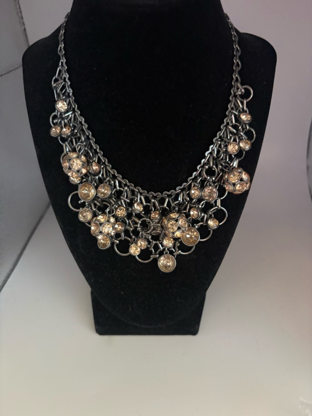 Vera Wang by Kohls chunky necklace